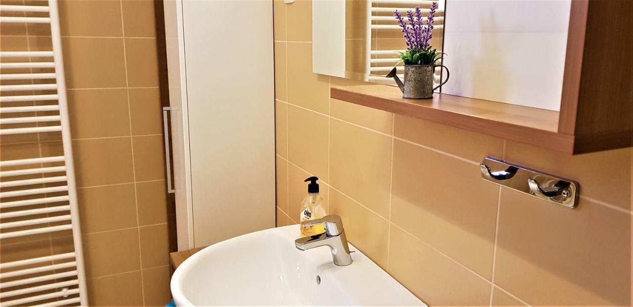 גוזד מרטולז'ק Mountain Peaks Apartment With Sauna מראה חיצוני תמונה